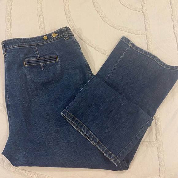 Jones New York Dark Denim Flare Jeans Size 22 - Picture 9 of 12